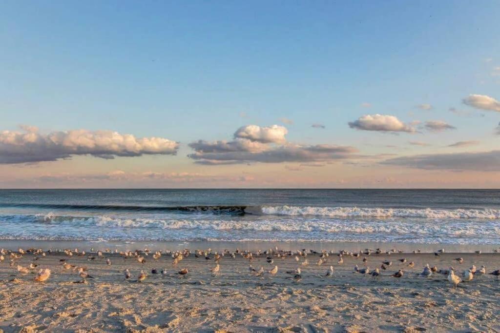 *Renovated Oceanfront Condo*Queen Beds*Pools*Hot Tubs*More*P220 Myrtle Beach Exterior foto