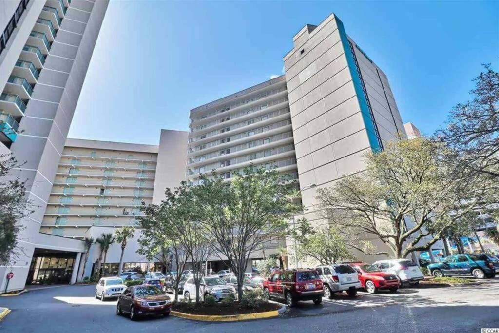 *Renovated Oceanfront Condo*Queen Beds*Pools*Hot Tubs*More*P220 Myrtle Beach Exterior foto