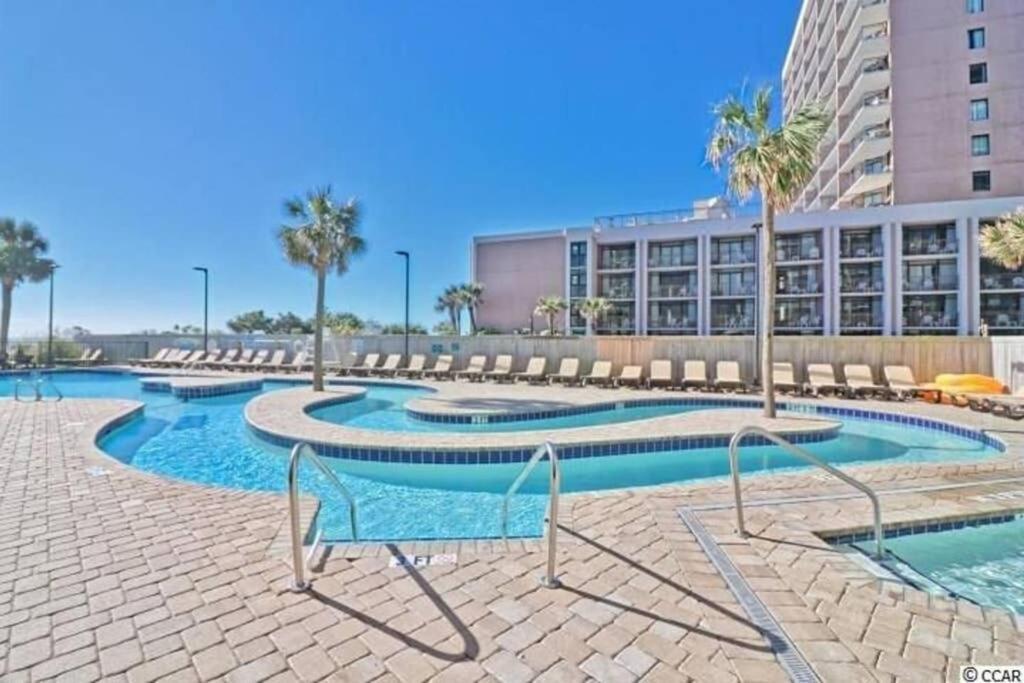 *Renovated Oceanfront Condo*Queen Beds*Pools*Hot Tubs*More*P220 Myrtle Beach Exterior foto